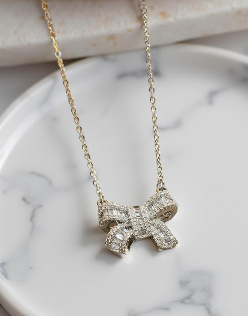 Bow Necklace